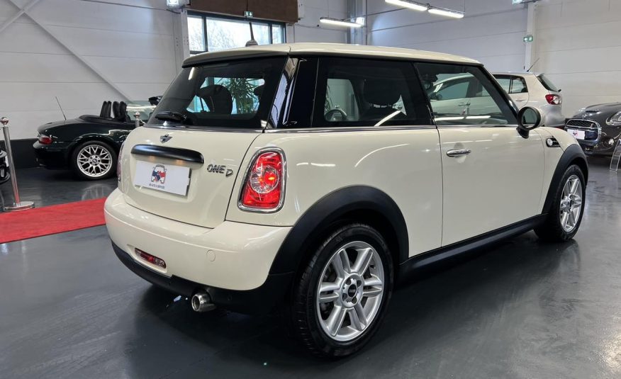 Mini Cooper One D Pack Chili