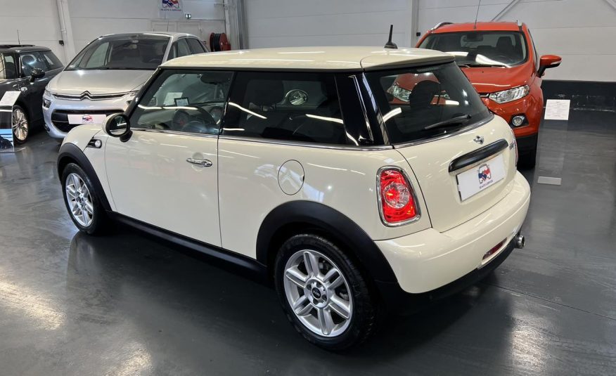 Mini Cooper One D Pack Chili