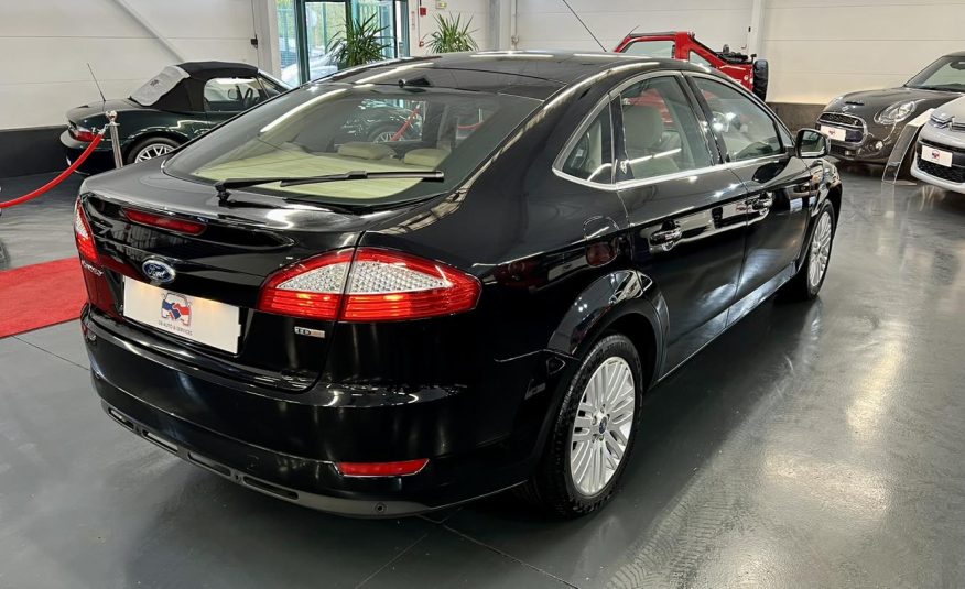 Ford Mondeo Ghia