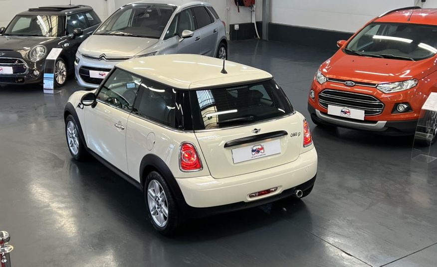 Mini Cooper One D Pack Chili