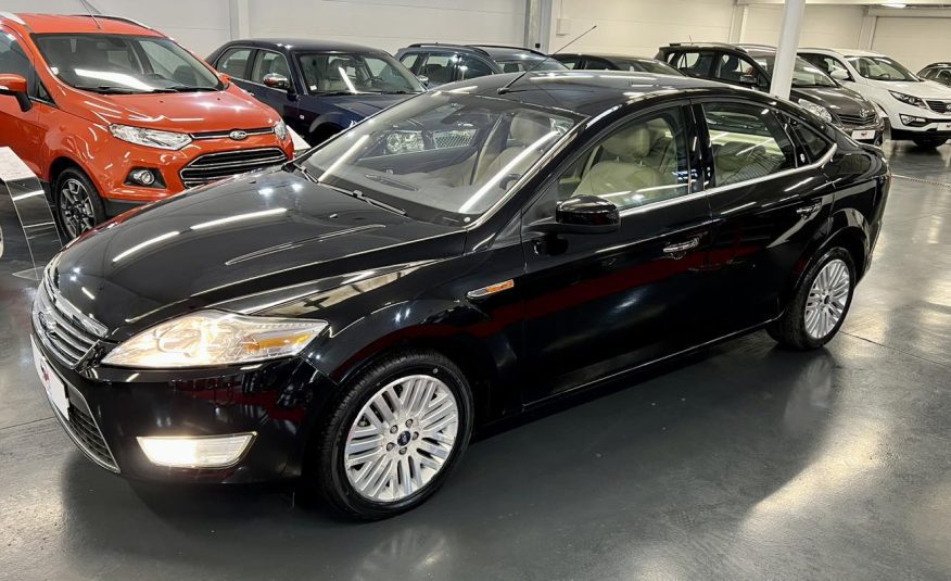 Ford Mondeo Ghia