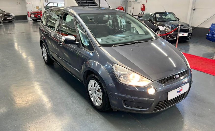 Ford S-Max Trend