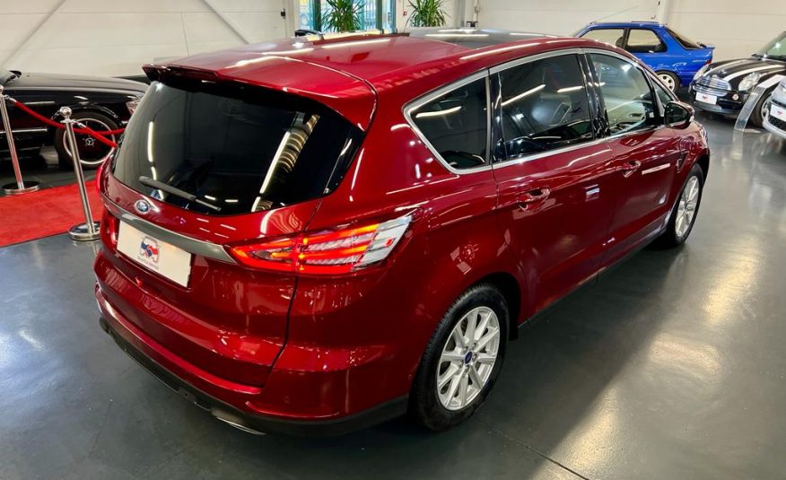 Ford S-Max Titanium PowerShift