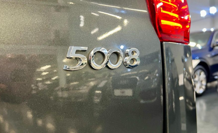Peugeot 5008 Style 7 Places