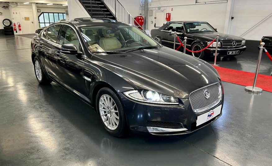 Jaguar XF Luxe Premium BVA