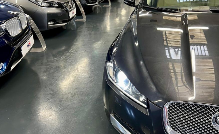 Jaguar XF Luxe Premium BVA