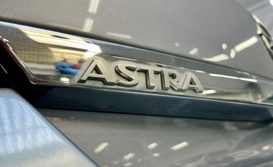 Opel Astra Essentia