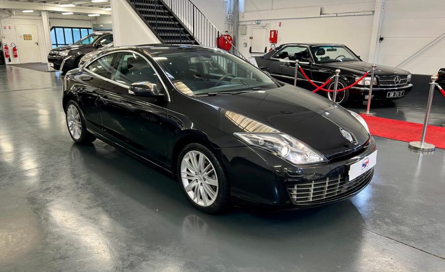 Renault Laguna III Coupé Black Edition