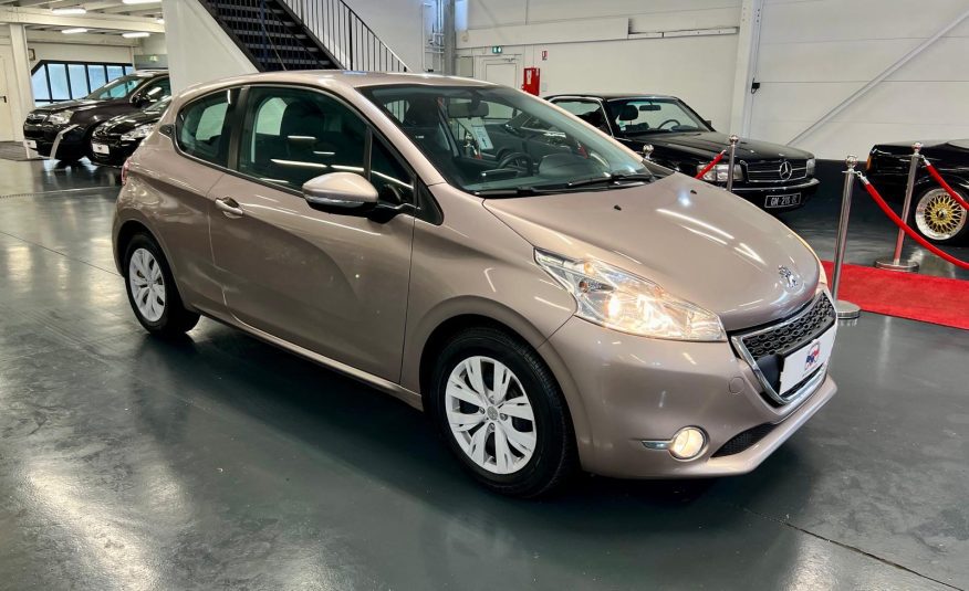 Peugeot 208 Active