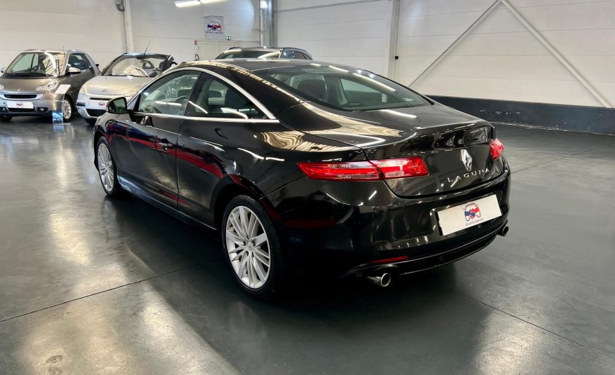 Renault Laguna III Coupé Black Edition