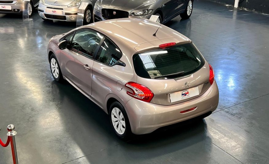 Peugeot 208 Active