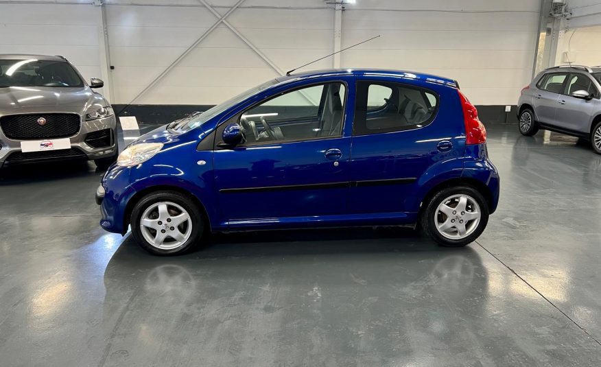 Peugeot 107 Trendy 5P