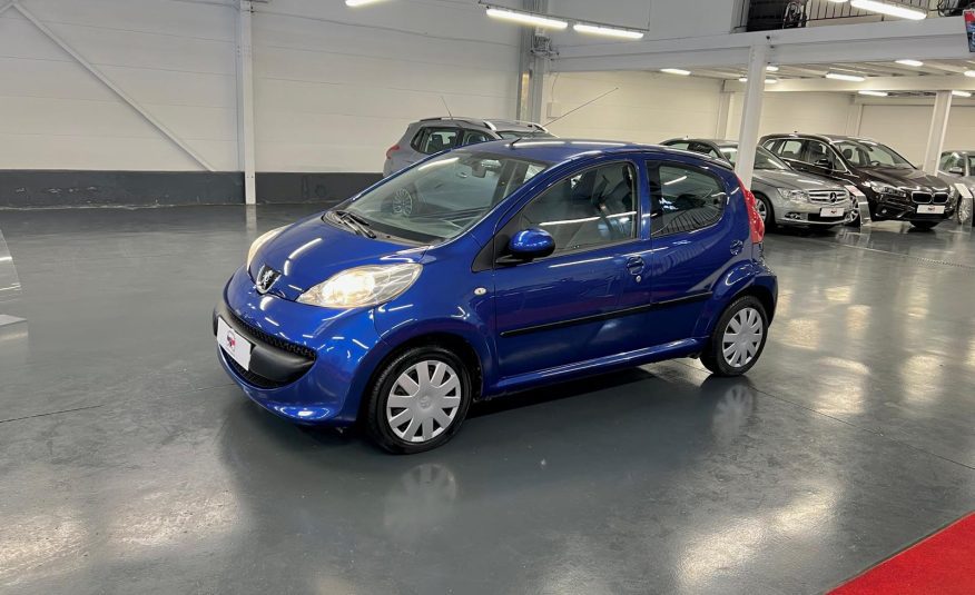 Peugeot 107 Trendy 5P