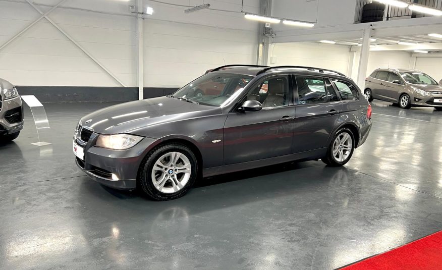 BMW 320dA Touring Luxe