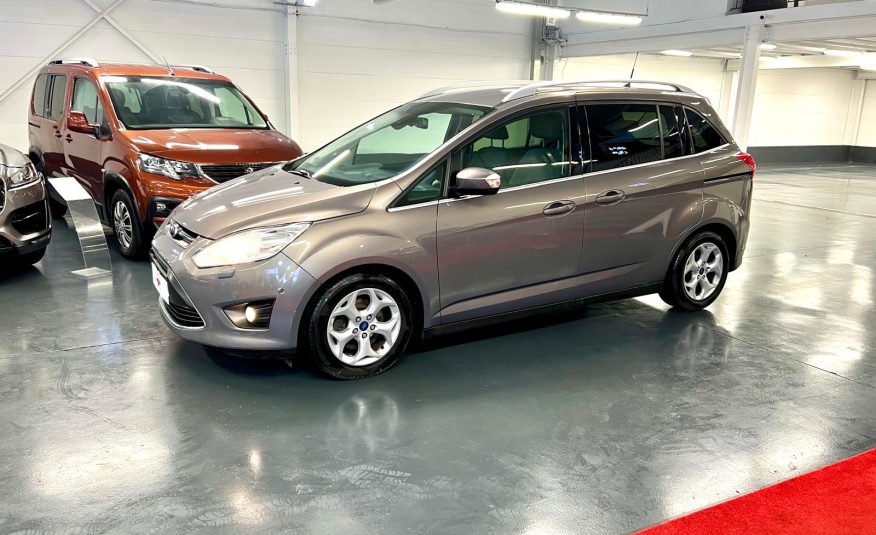 Ford Grand C-Max Titanium