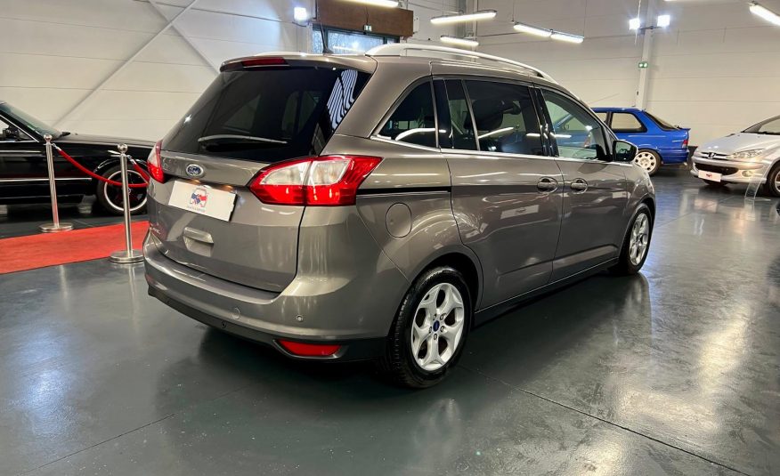 Ford Grand C-Max Titanium