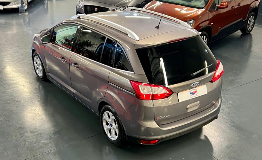 Ford Grand C-Max Titanium