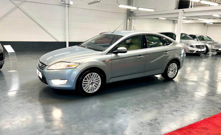 Ford Mondeo Ghia