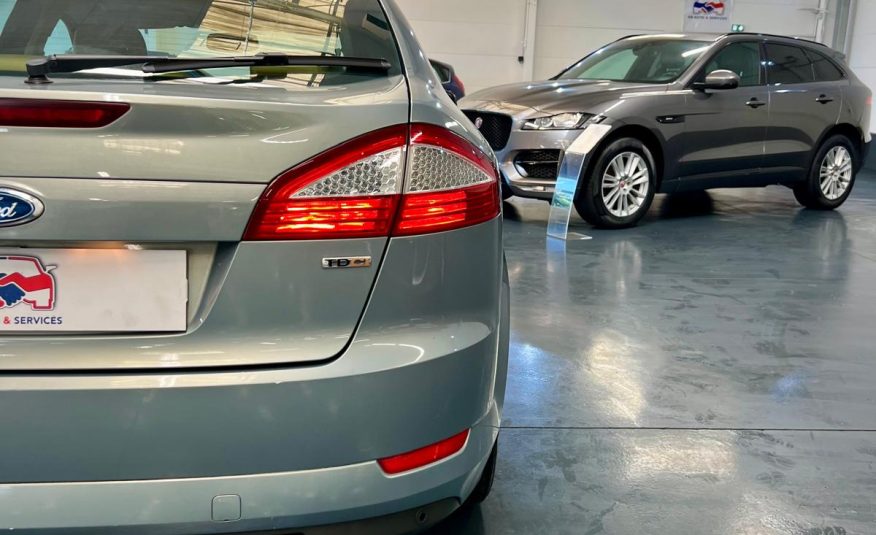 Ford Mondeo Ghia