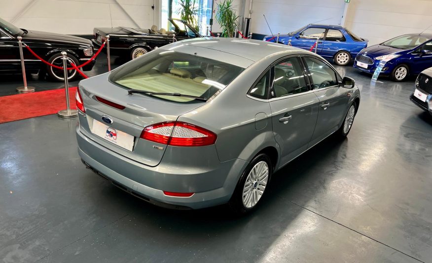Ford Mondeo Ghia
