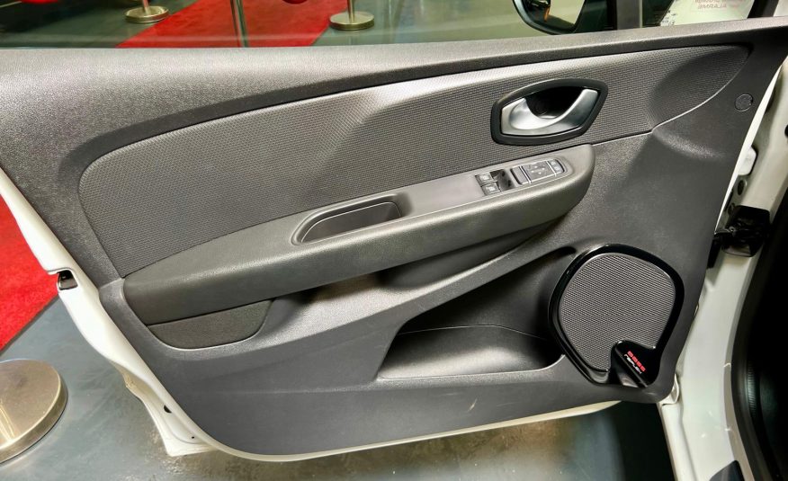 Renault Clio IV Limited