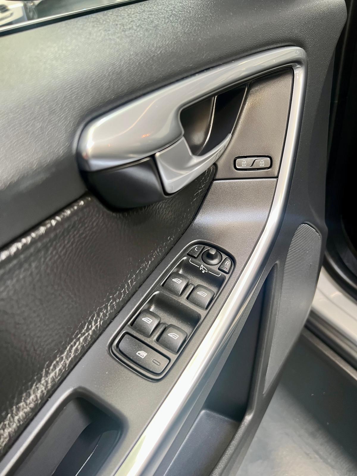 Volvo XC60 D3 BVA Geartronic