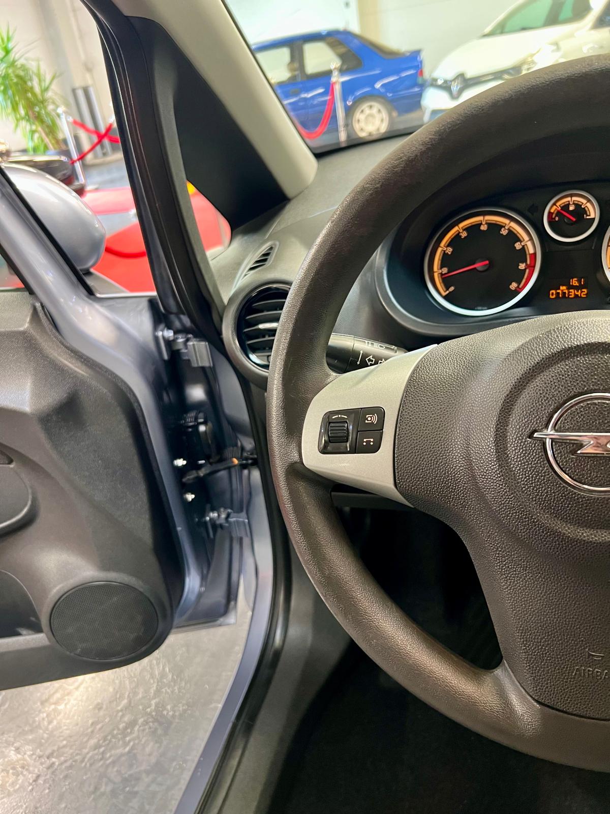 Opel Corsa Twinport Enjoy