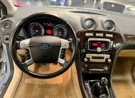 Ford Mondeo Ghia