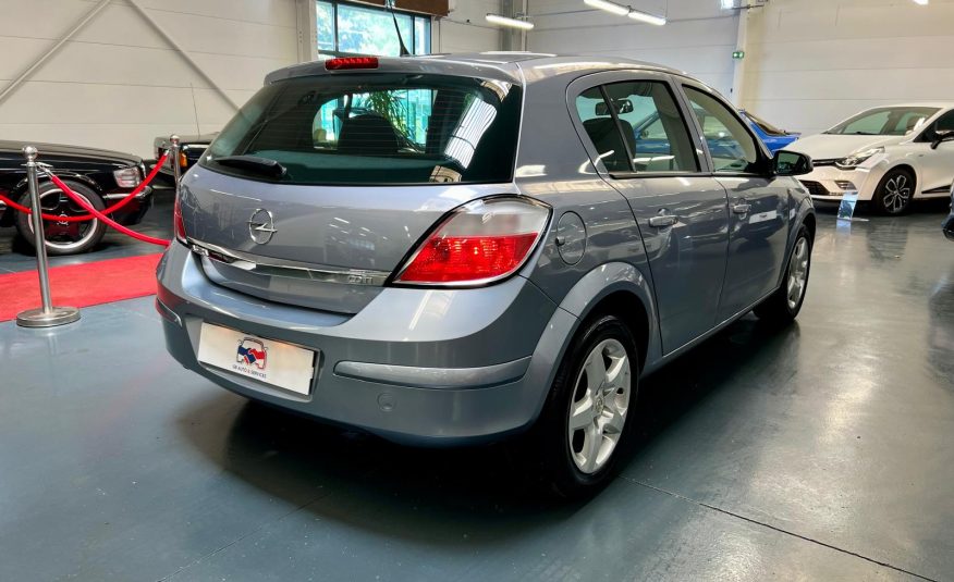 Opel Astra Enjoy
