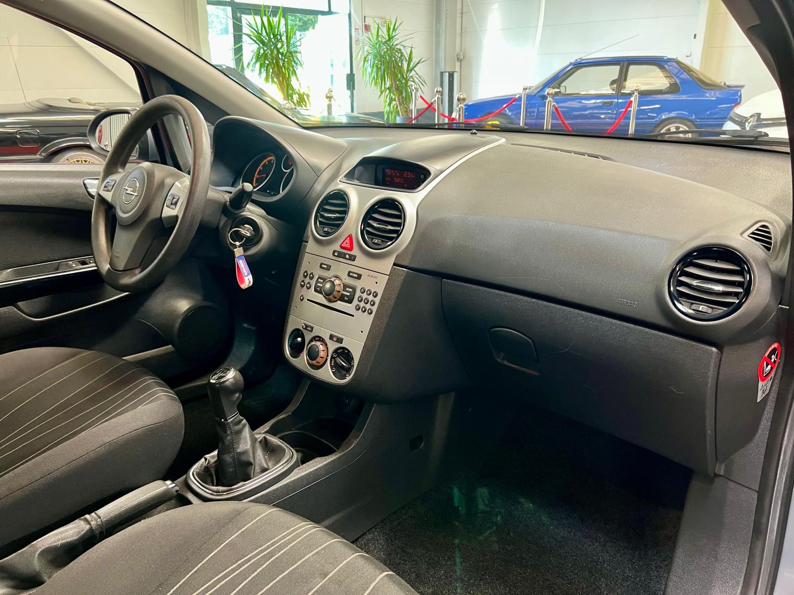 Opel Corsa Twinport Enjoy