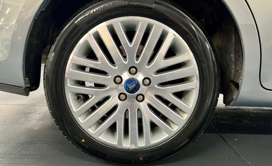 Ford Mondeo Ghia