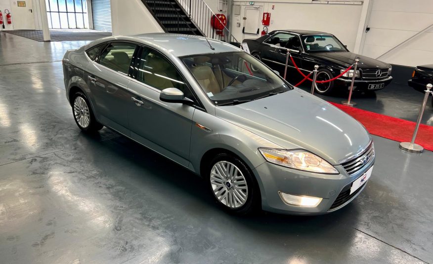 Ford Mondeo Ghia