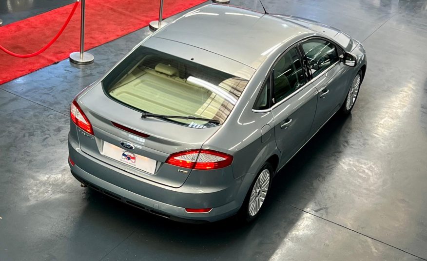 Ford Mondeo Ghia