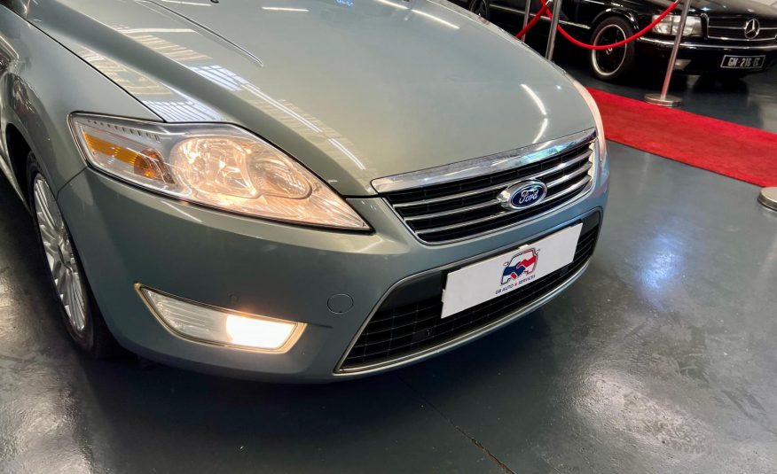 Ford Mondeo Ghia