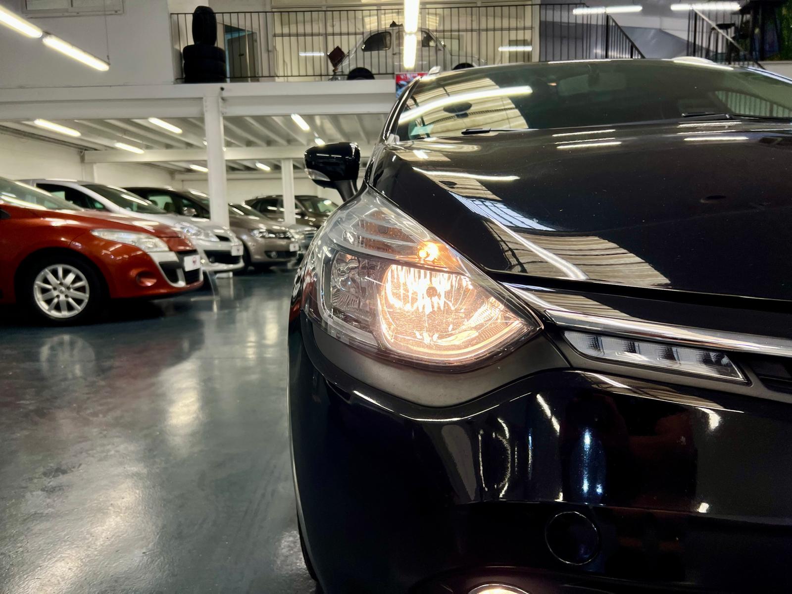 Renault Clio IV Estate Limited