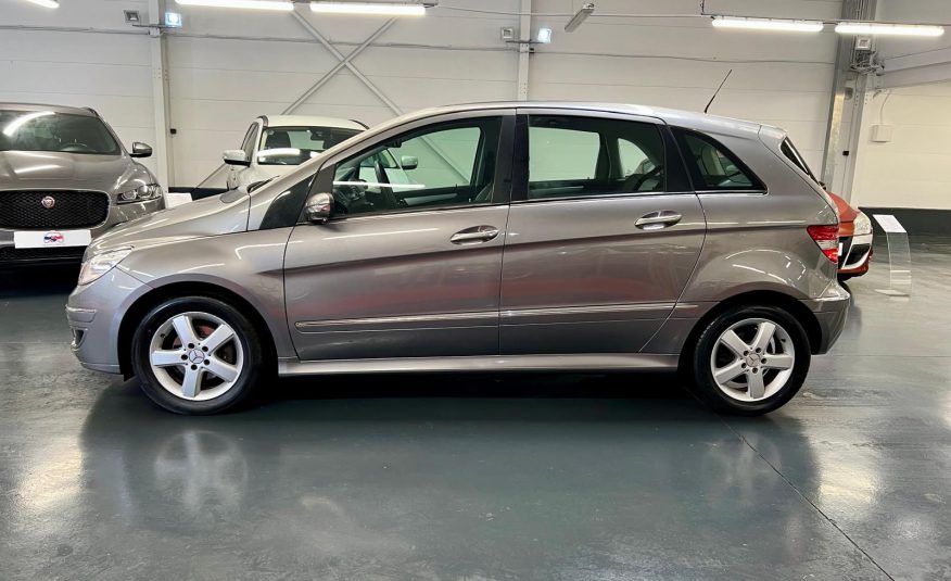 Mercedes Classe B 150 Pack Design