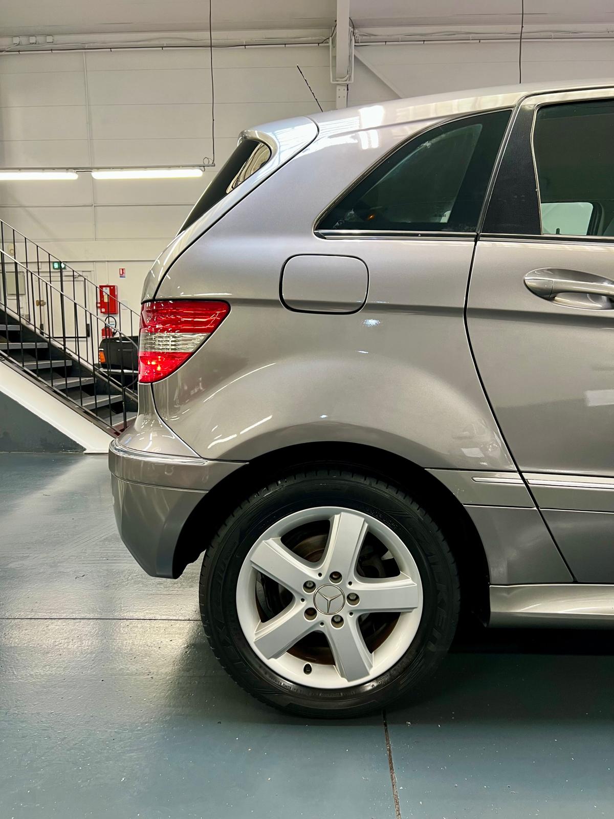 Mercedes Classe B 150 Pack Design