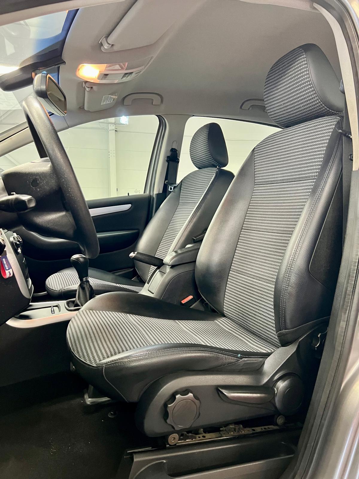 Mercedes Classe B 150 Pack Design