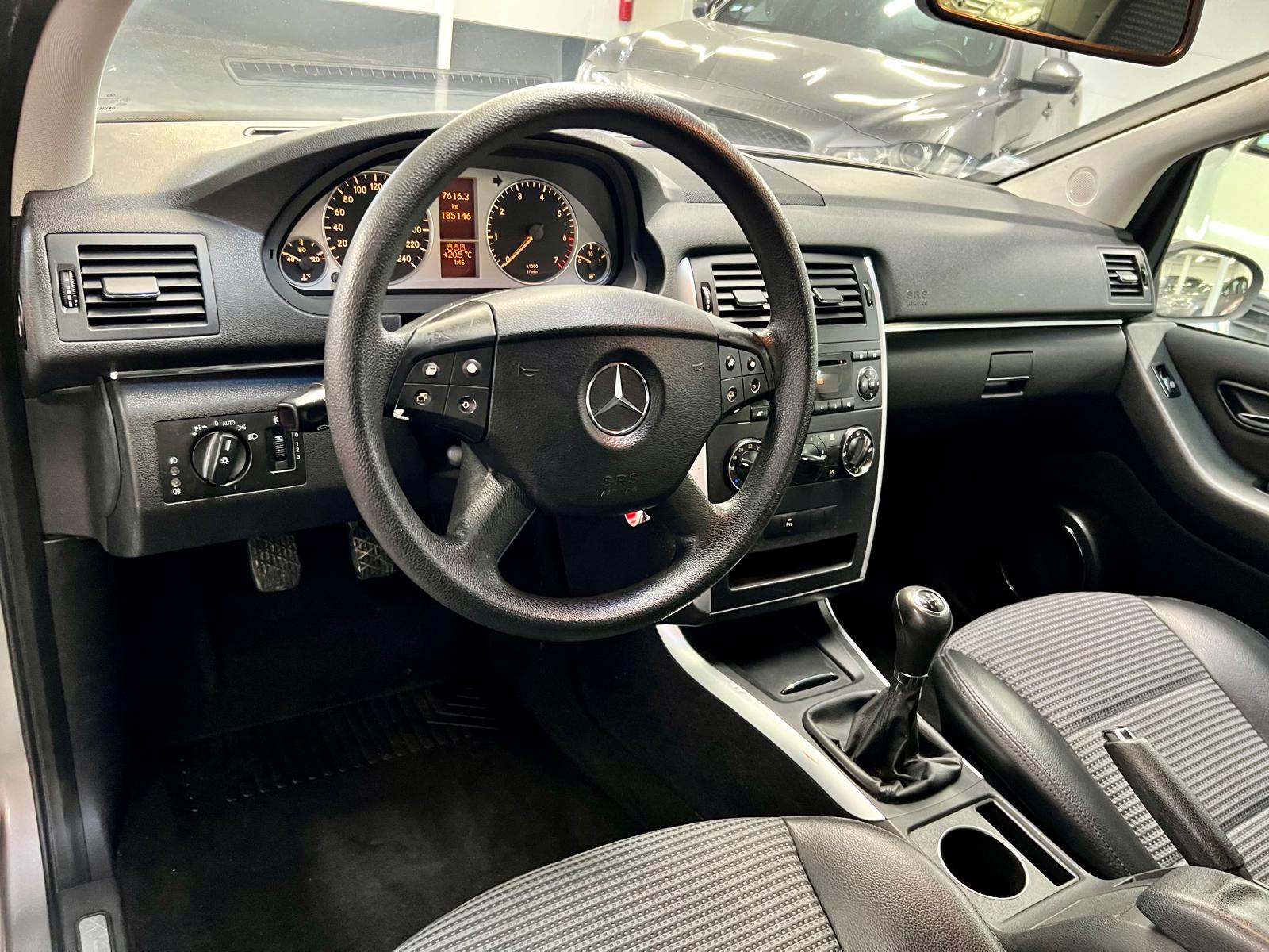 Mercedes Classe B 150 Pack Design