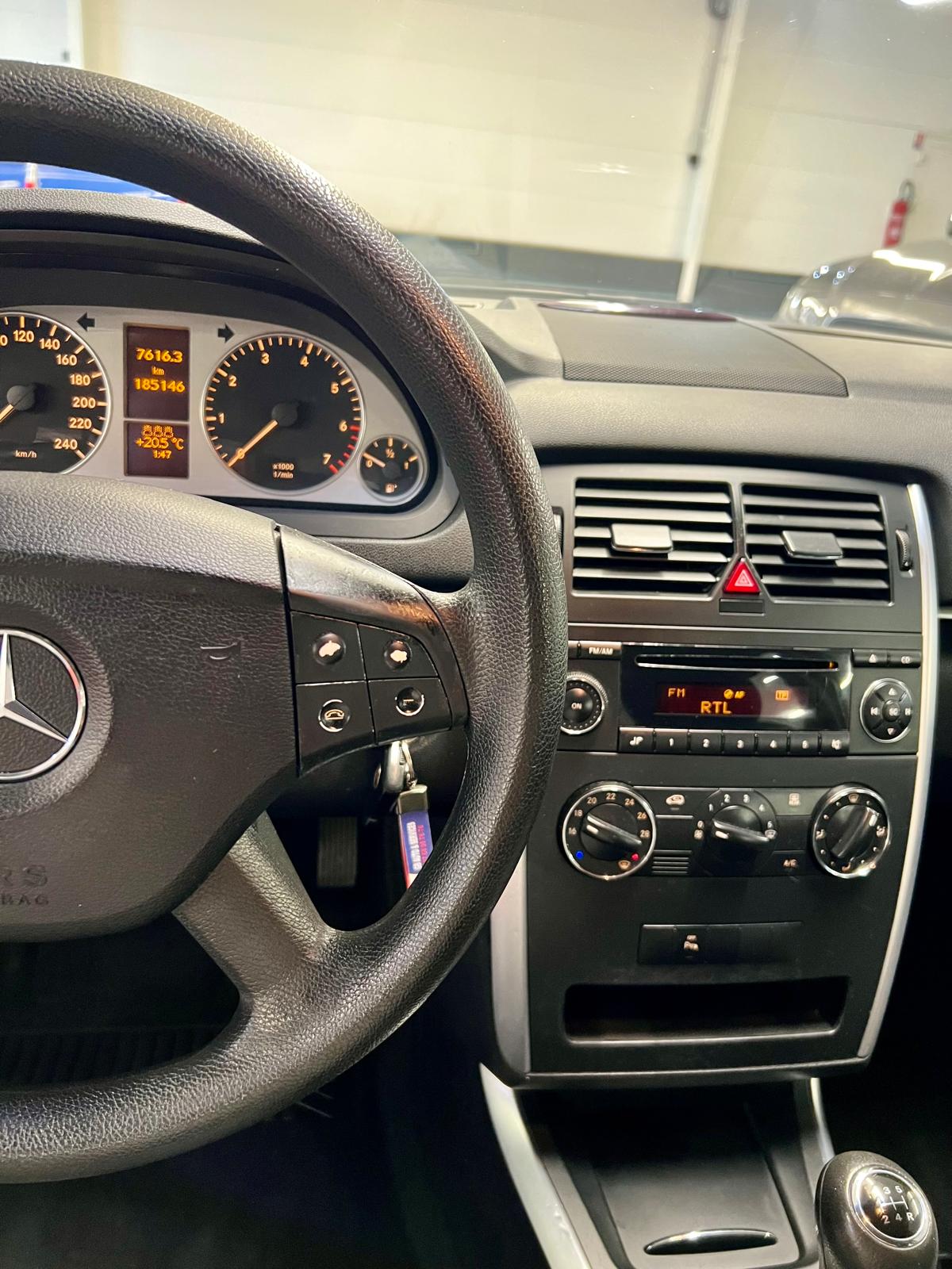 Mercedes Classe B 150 Pack Design