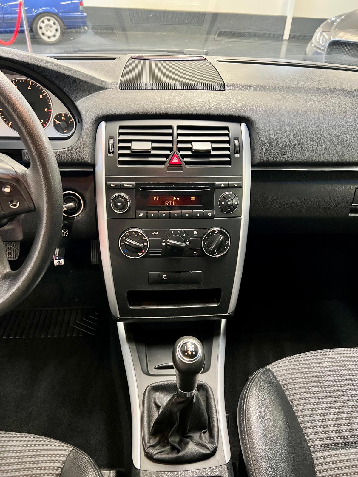 Mercedes Classe B 150 Pack Design