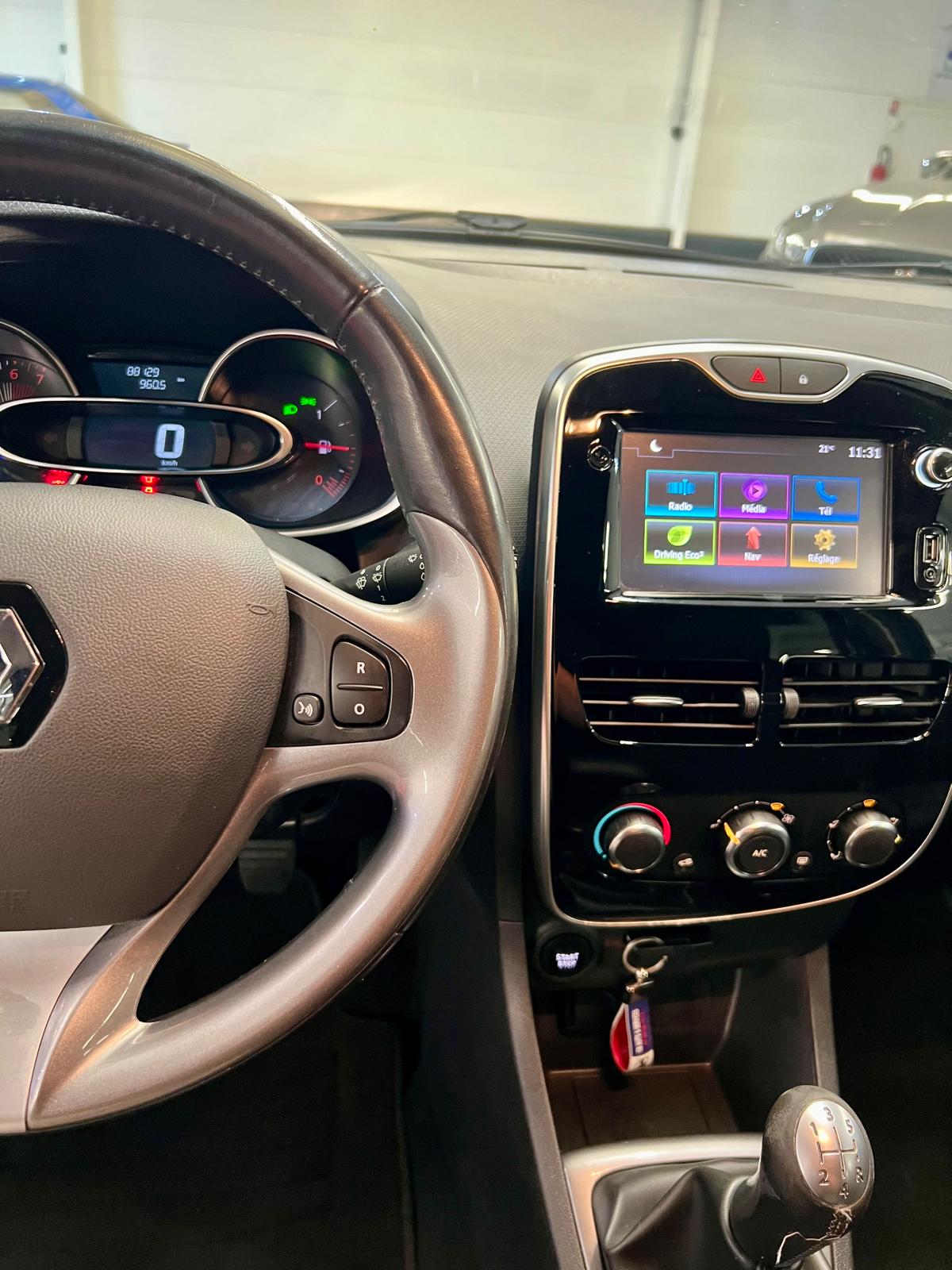 Renault Clio IV Estate Limited