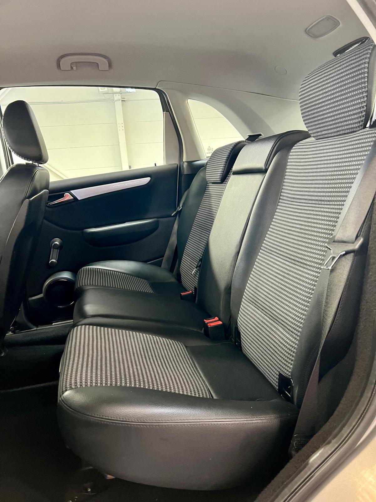 Mercedes Classe B 150 Pack Design