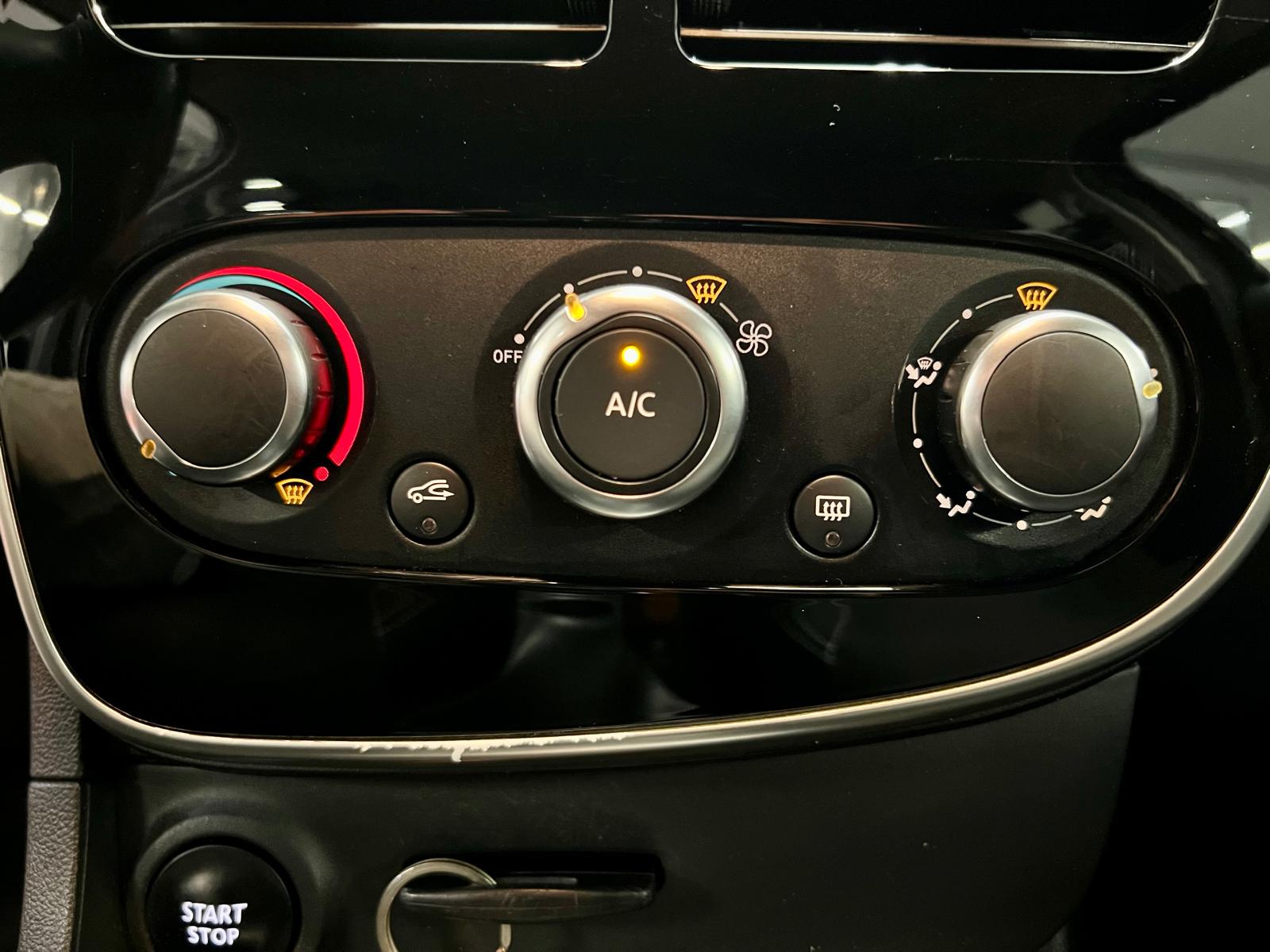 Renault Clio IV Estate Limited