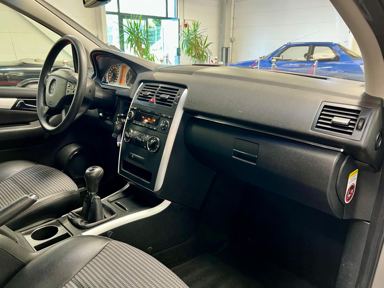 Mercedes Classe B 150 Pack Design