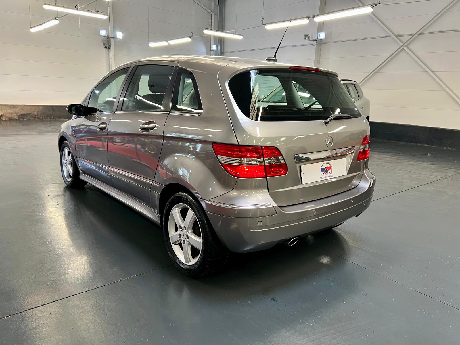 Mercedes Classe B 150 Pack Design