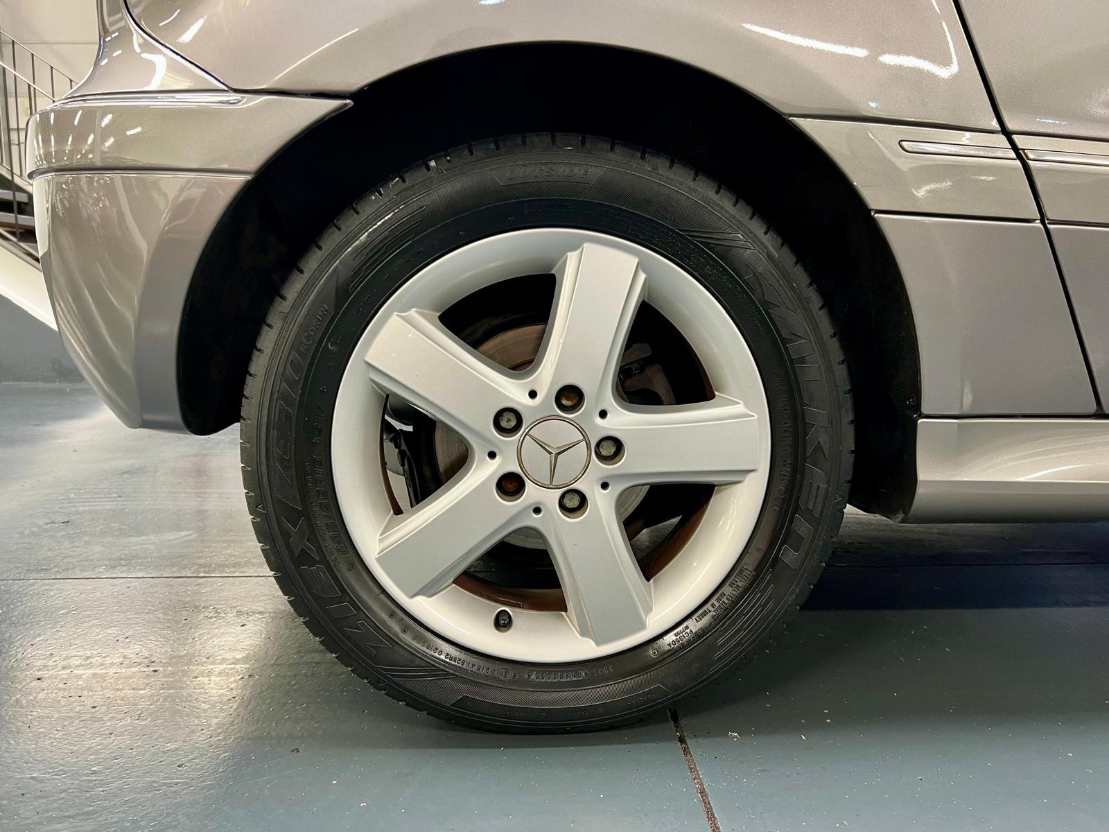 Mercedes Classe B 150 Pack Design