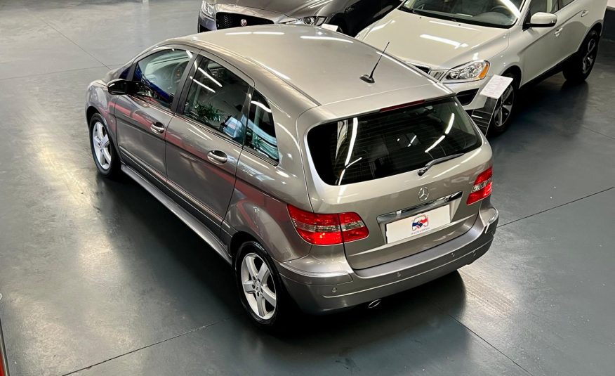 Mercedes Classe B 150 Pack Design