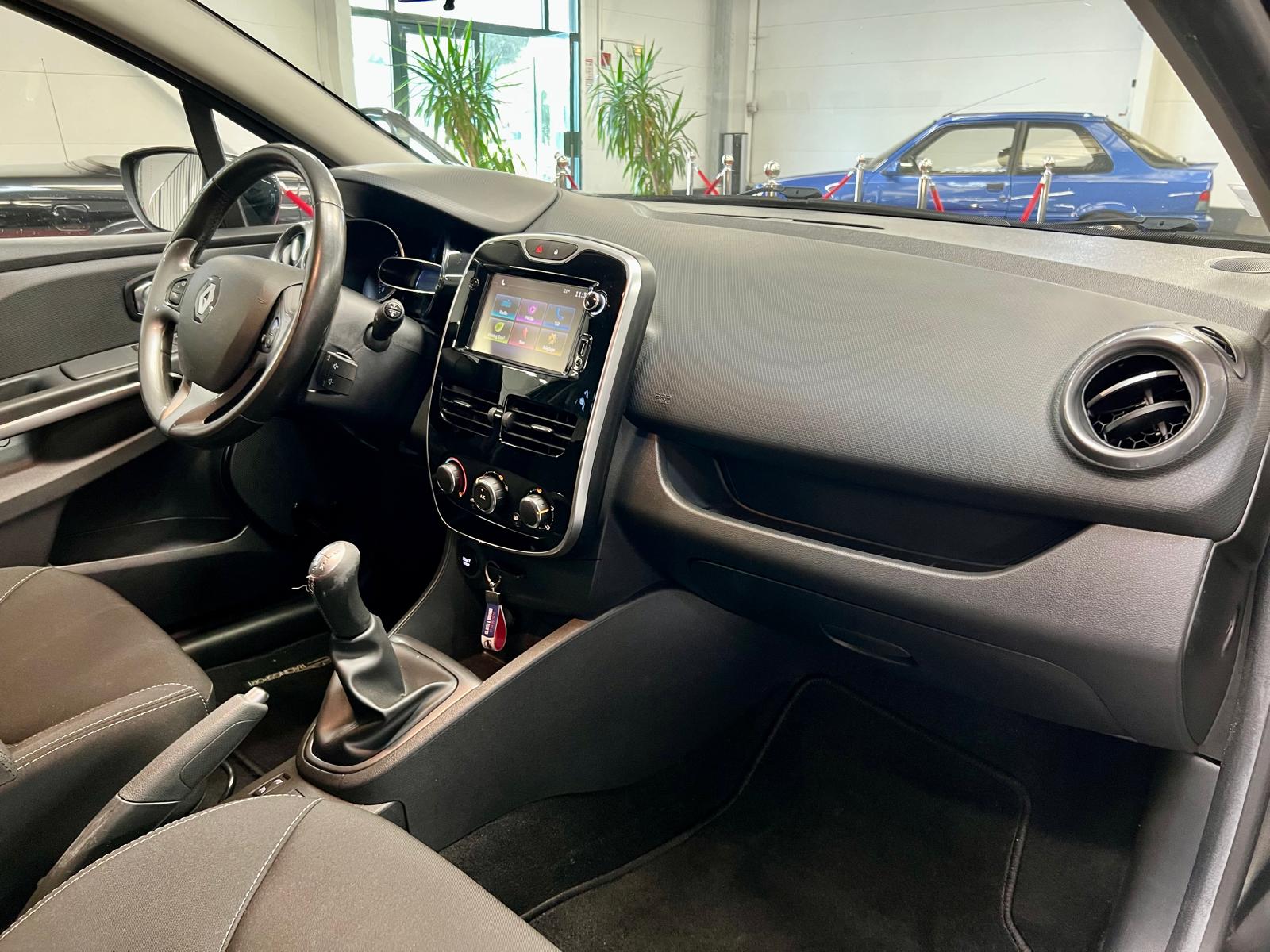 Renault Clio IV Estate Limited