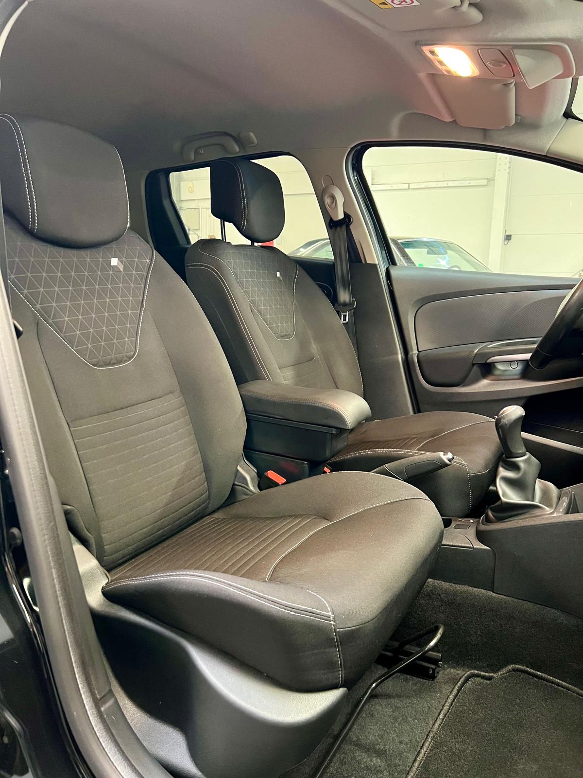 Renault Clio IV Estate Limited